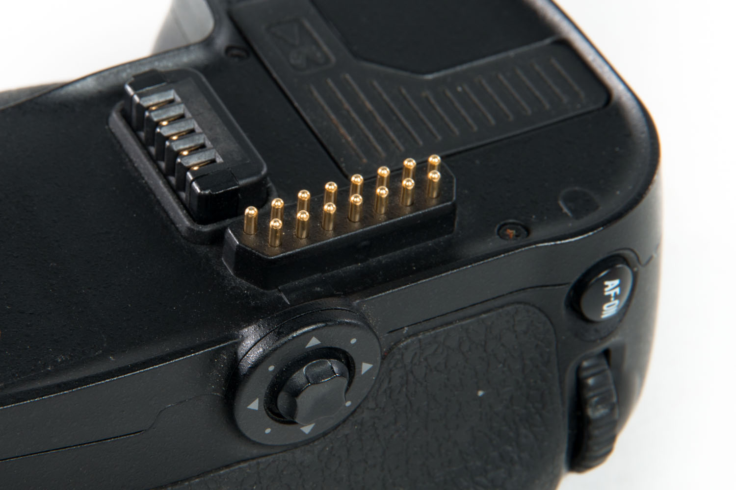 Nikon MB-D10 Batteriegriff f. D700 gebraucht Bild 05